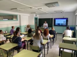 Reunión informativa celebrada durante el curso escolar 2022-23 en el 5º curso de Educación Primaria.